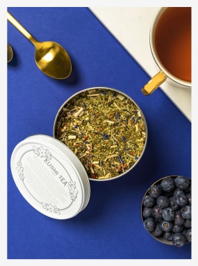 картинка Kusmi Tea Petit Dejeuner a l Elysee (Зелёный чай с клубникой, лемонграссом и васильком)  банка (100 гр) от интернет магазина