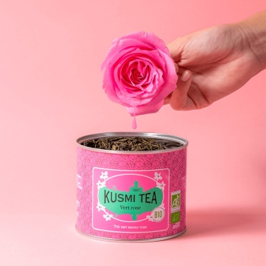 картинка Зеленый чай Kusmi Tea Rose Green / Зеленый чай с розой, банка (100 гр) от интернет магазина